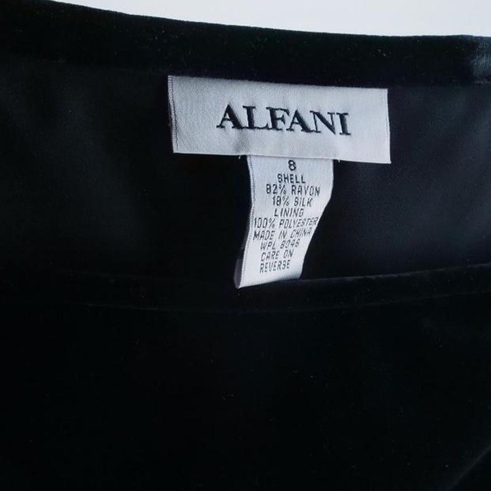 Y2k black velvet midi skirt - Picture 6 of 7